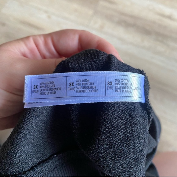 Disney Minnie Mouse Cropped Pullover Sweatshirt 3X - Picture 9 of 11